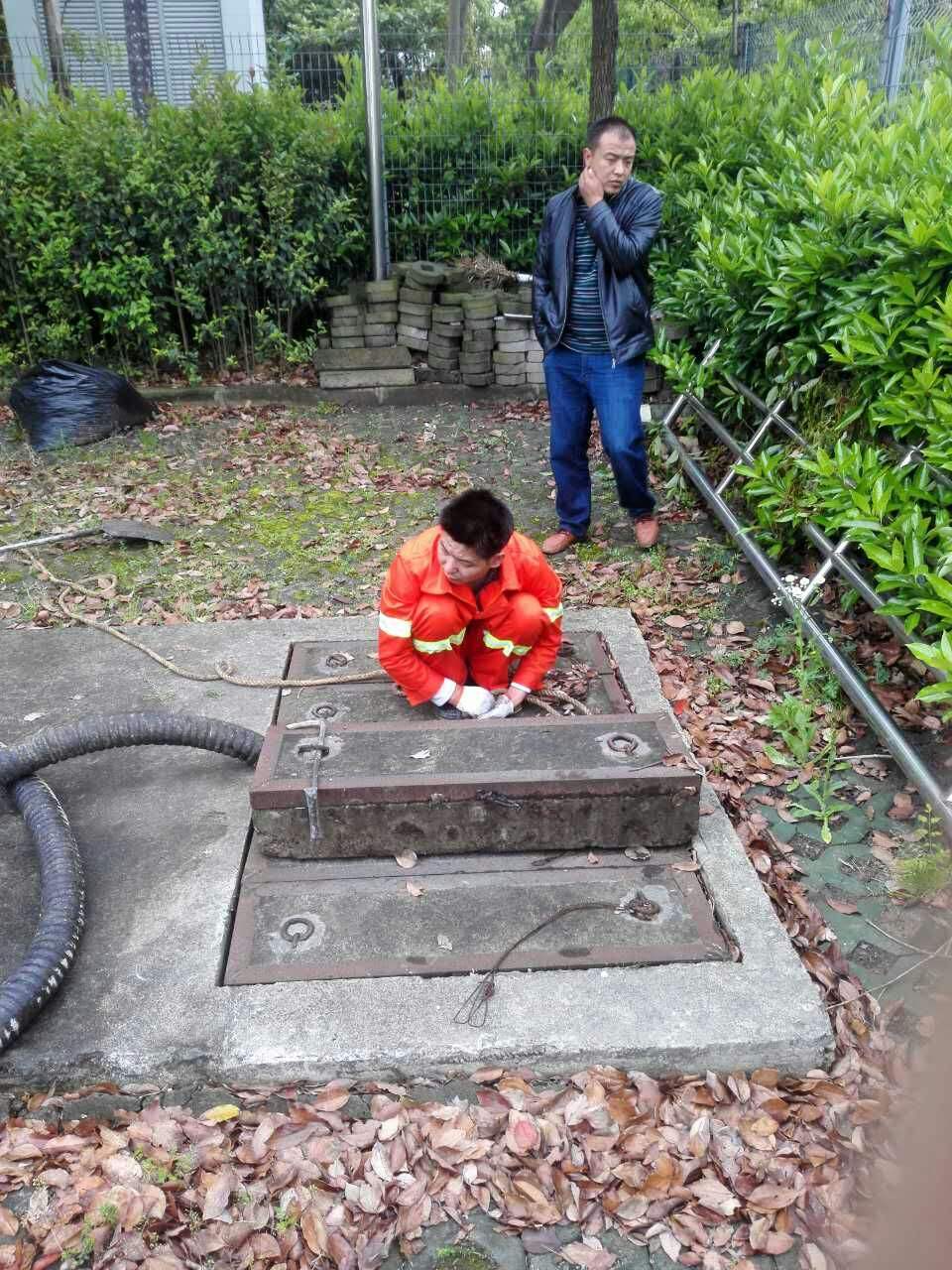 万城镇吸污抽粪