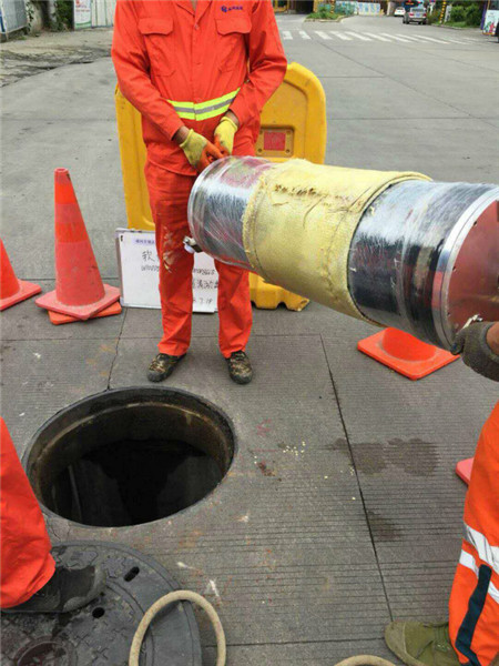 万城镇管道非开挖修复6大核心技术，一招解决城市“地下病”