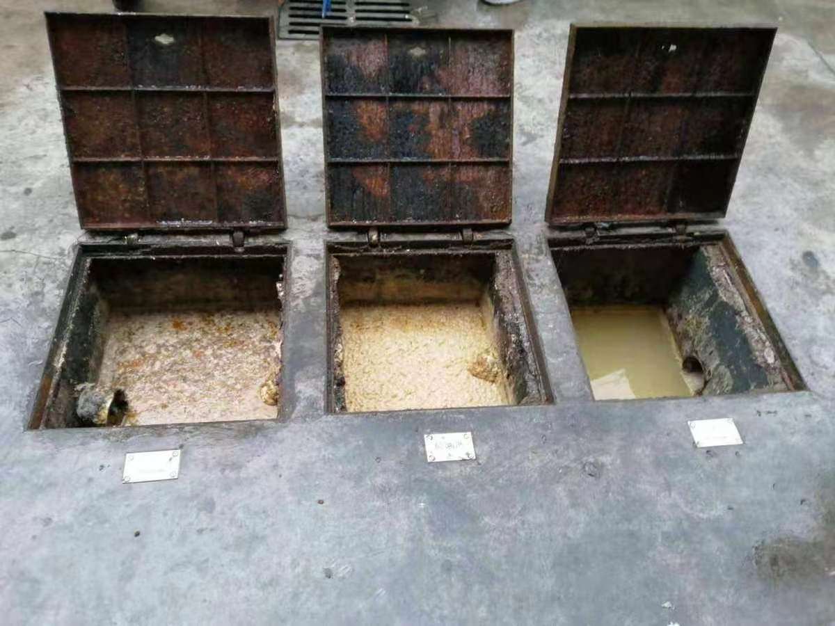 万城镇清理隔油池-污水池清掏